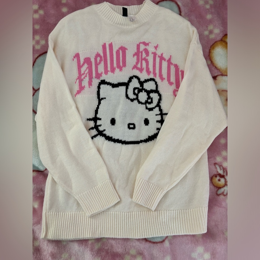 H&M Hello kitty sweater